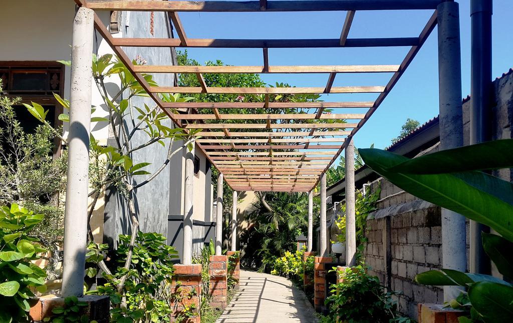 Doubleyou Homestay Pemuteran Esterno foto