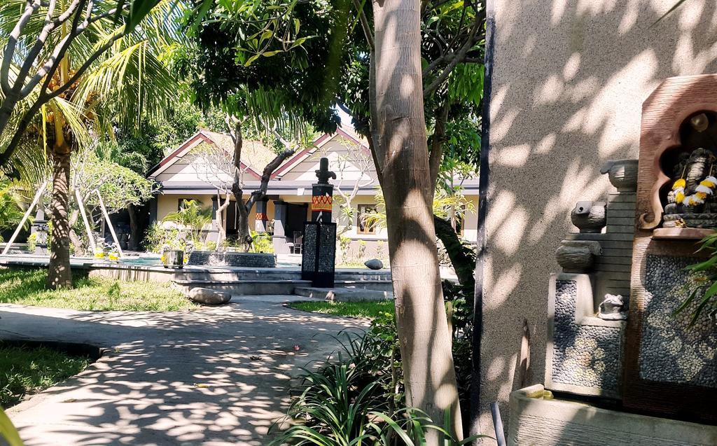 Doubleyou Homestay Pemuteran Esterno foto