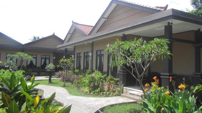 Doubleyou Homestay Pemuteran Esterno foto