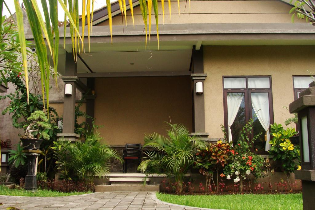 Doubleyou Homestay Pemuteran Esterno foto
