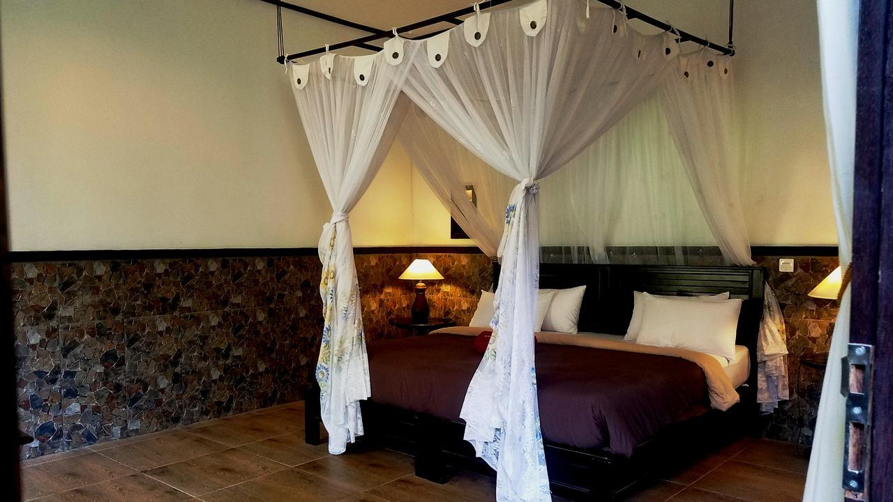 Doubleyou Homestay Pemuteran Esterno foto